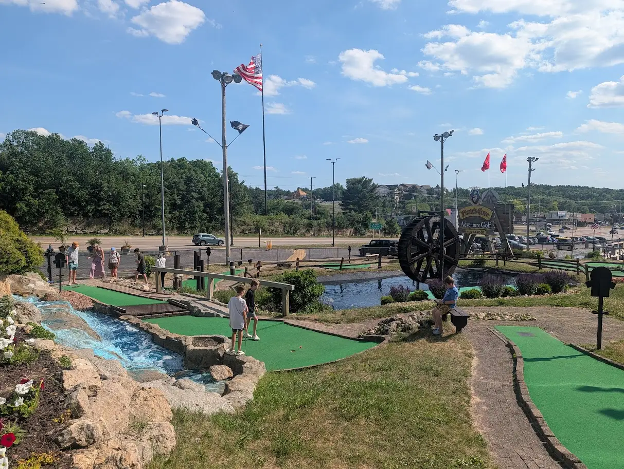 Mini golf course