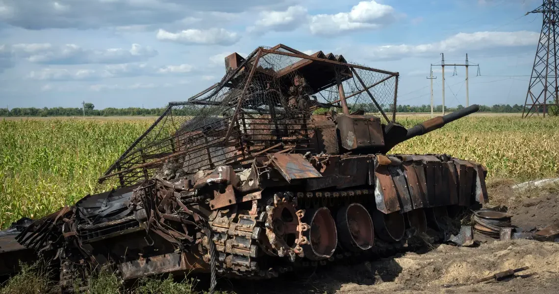 Ukraine is spilling its enemies’ military secrets. Soldiers, arms makers, and foreign governments all want access.