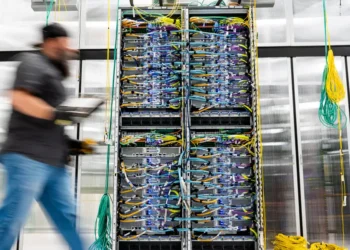 Forget Apple. Amazon just made AI a lot more expensive.