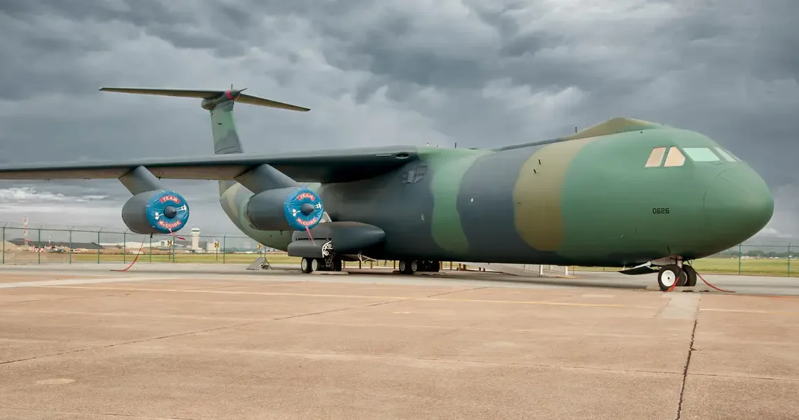 C-141 Starlifters transported troops and cargo for over 40 years before C-17s made them obsolete. Take a look inside.