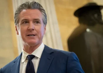 Newsom, Anthropic ink deal to expand government use