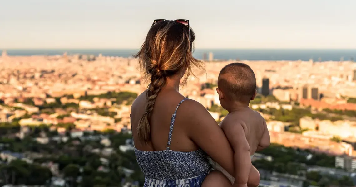 I help American families move abroad like mine did. Here are my 5 best tips for actually making relocation a reality.