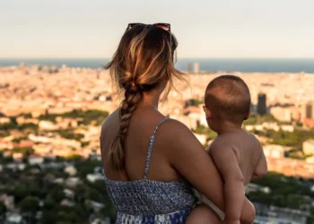 I help American families move abroad like mine did. Here are my 5 best tips for actually making relocation a reality.