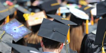 The discount for student loan payers who enroll in autopay just went up