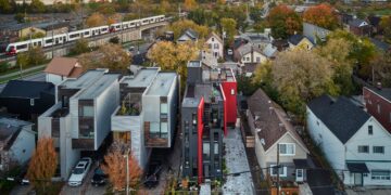 A Tetris-like home helped two sisters stay connected as they aged