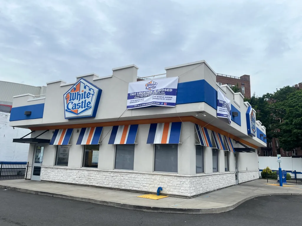 marking the end of one of New York City's longest-running restaurants.