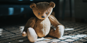 AI-Powered Teddy Bears for Kids Are Here, and Experts Say They Could Do More Harm Than Good