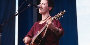 Do These 3 Must-Hear Albums From 1993 Still Hold Up?
