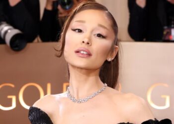 Ariana Grande Apologizes for Delaying Tour Dates Amid Tech Issues: ‘I Cannot Wait to See You’