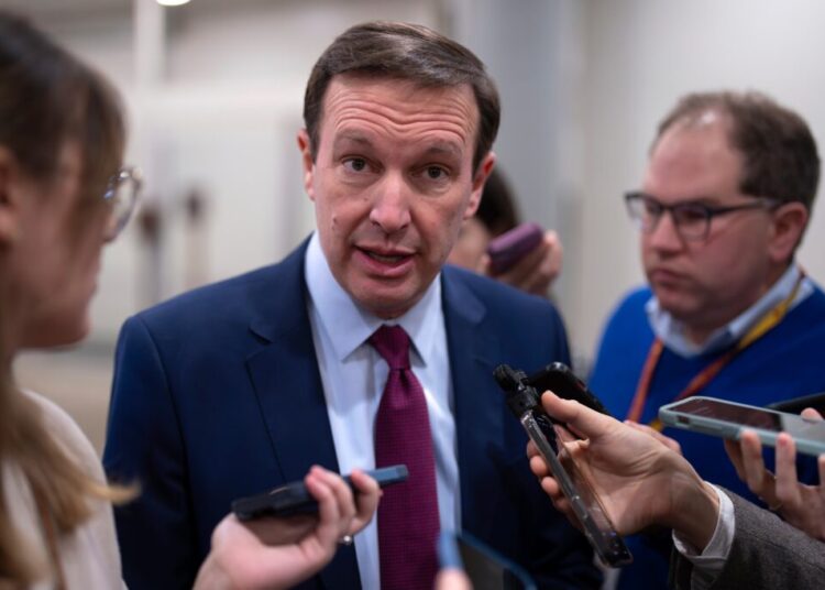 Bill to raise minimum wage to $25 an hour will be introduced in Senate