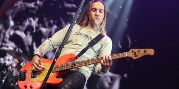 I’ve Found the Cure to Growing Older, and It’s Celebrating Pete Wentz’s Birthday With Some Fall Out Boy Faves