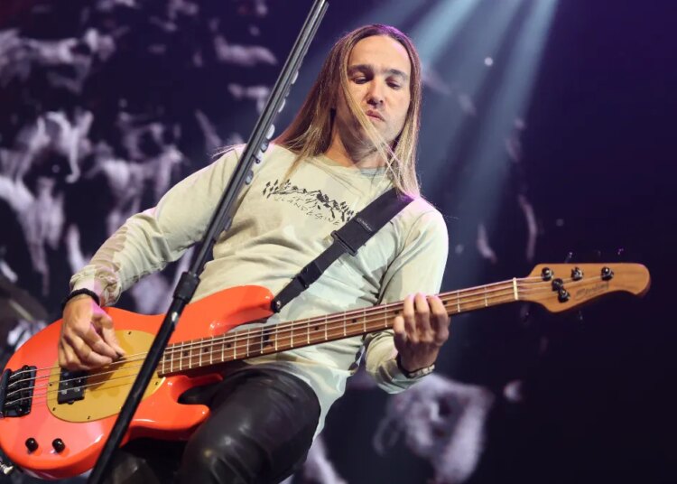 I’ve Found the Cure to Growing Older, and It’s Celebrating Pete Wentz’s Birthday With Some Fall Out Boy Faves