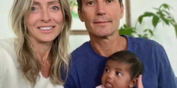 Florida Couple Agrees to Raise Baby Who Isn’t Biologically Theirs After IVF Mix-Up