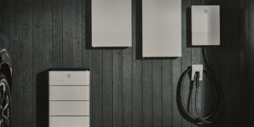 GM Wants Your Electric Car to Power Your House—and Your Neighborhood