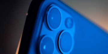 How Apple Is Making Your Older iPhone Run Faster and Stay Alive Longer