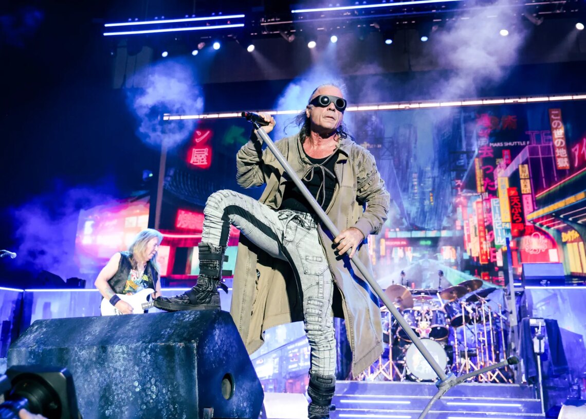 After Major Tech Announcement for Paris Show, Iron Maiden Power Outage Leaves Fans Livid