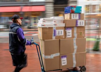 Record revenues. Record profits. Record revenue per employee. The Fortune 500 is richer than ever—and employing fewer people