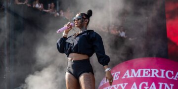 Sexyy Red Suing Former Security Guard Over Alleged $500K Burglary at Her Mother’s Birthday Party