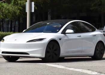 A Fatal Tesla Crash in Texas Sets Up a Legal Showdown