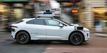 Waymo Recalls Robotaxis Over Risk They’ll Drive at Speed Into Freeway Construction Zones