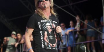Bret Michaels Had an Unexpected Reaction to His Daughter Selling Feet Pics Online
