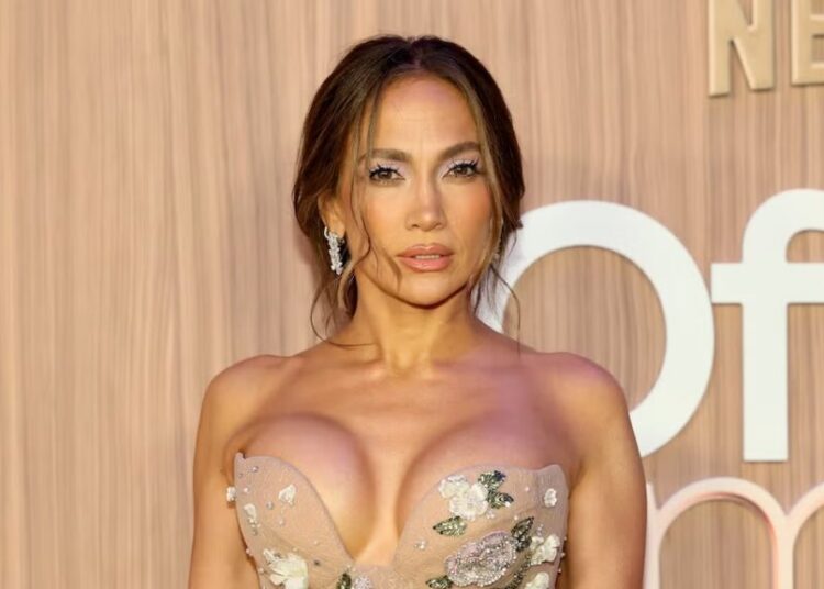 Jennifer Lopez’s Thoughts on What Makes a New Yorker Divides the Internet: ‘Holy Grail of Idiotic Takes’