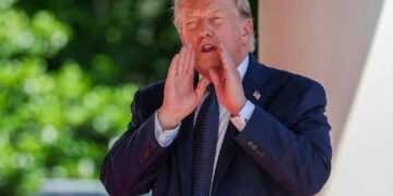 Trump Mocked Mark Zuckerberg and Jeff Bezos by Showing Off Fawning Texts
