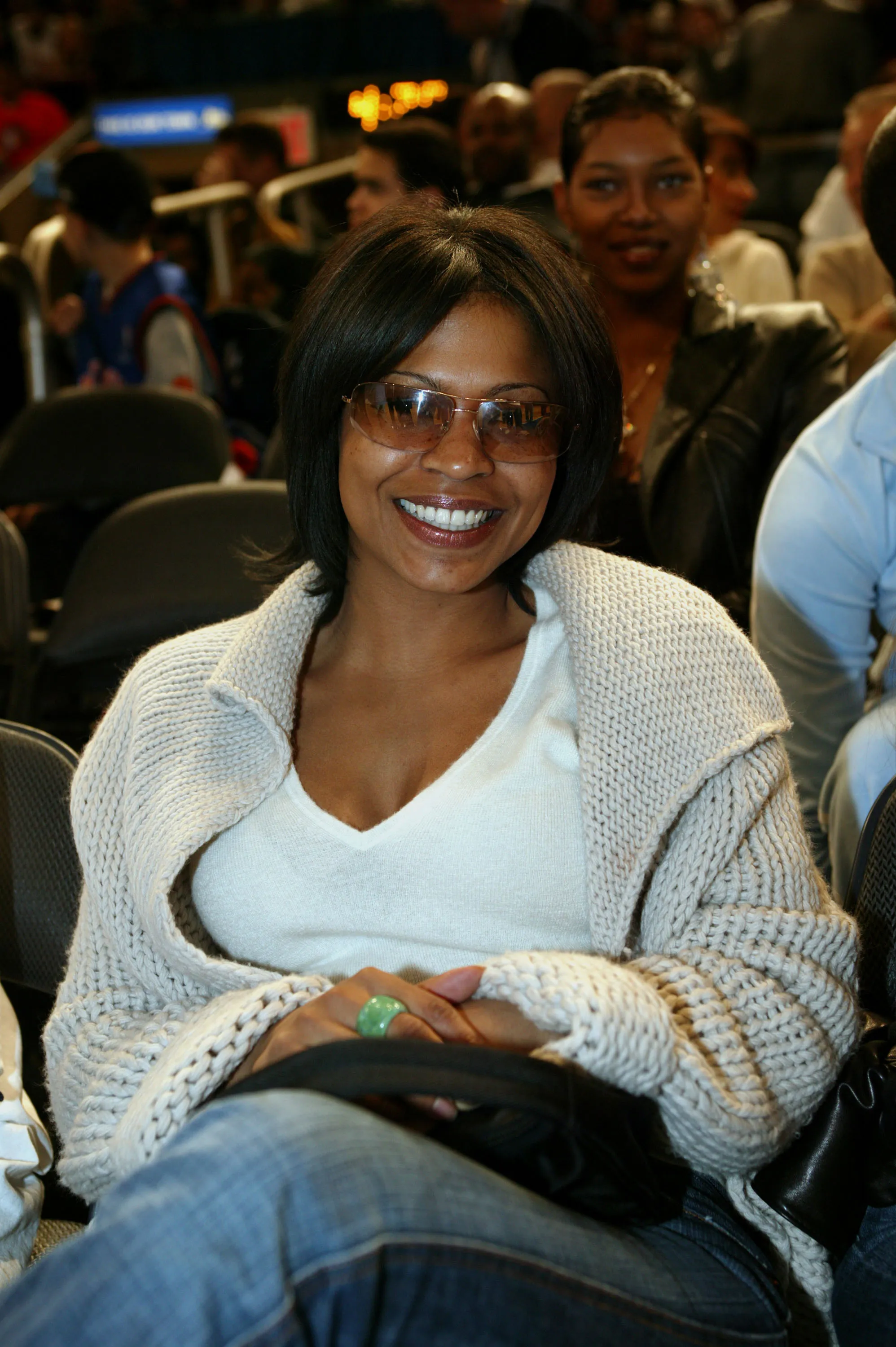 Nia Long sits courtside at the New York Knicks versus Chicago Bulls NBA game at Madison Square Garden on April 7, 2004 in New York City. 