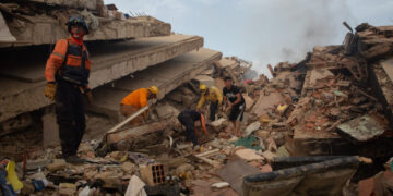These homes rose out of Venezuela’s socialist revolution. Now they’re rubble.