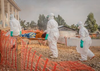 As Ebola cases surge above 1,000, experts say outbreak could be worst ever