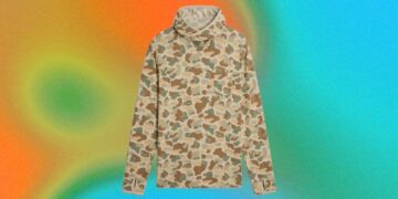 Why Wear Anything Other Than a Sun Hoodie This Summer? Our Picks for the Best