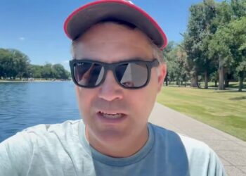 Jim Acosta Goes ‘Behind Enemy Lines’ for Reflecting Pool Investigation: ‘100% Pure Bulls–t’