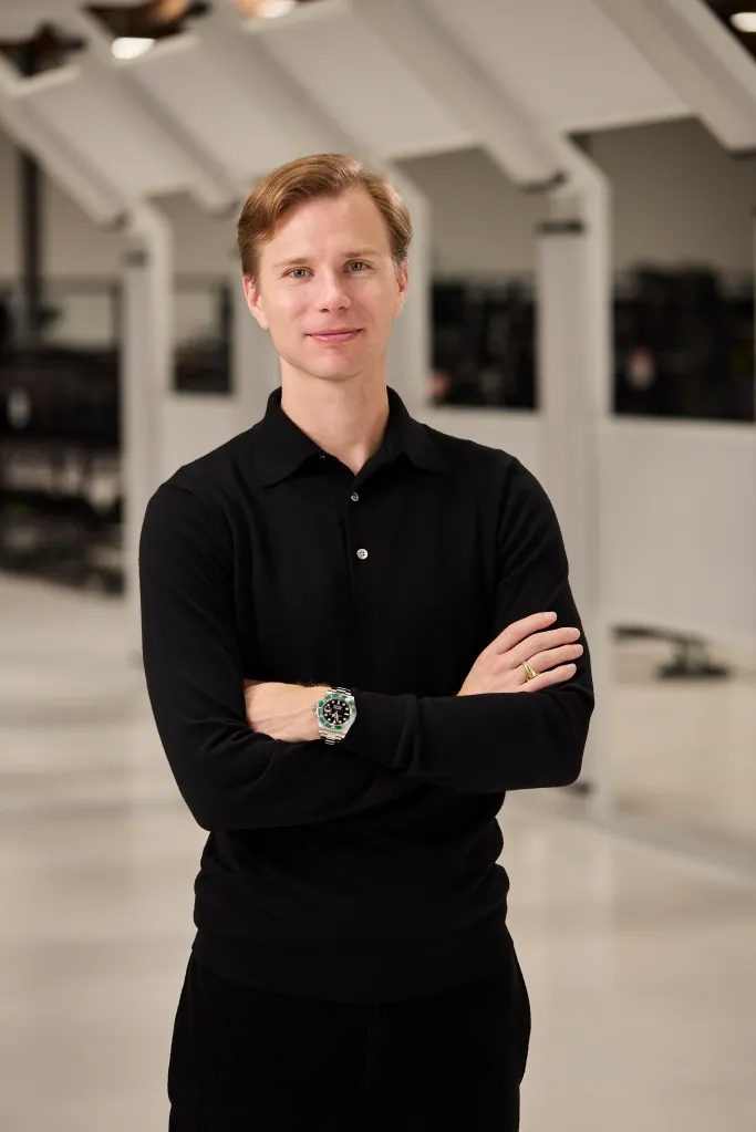Lukas Czinger CEO and Cofounder Divergent

