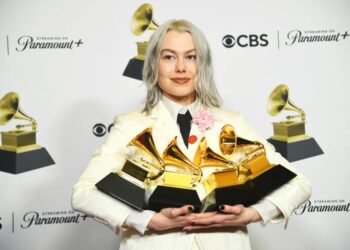 Phoebe Bridgers Ditched the Internet to Hype Up Her New Music. It’s Working
