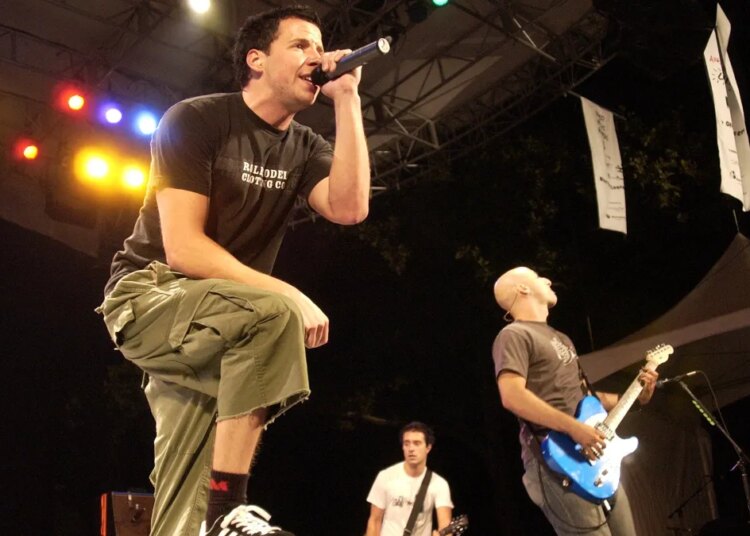 3 Pop-Punk Albums to Jump-Scare Millennials Who Finally Managed to Forget