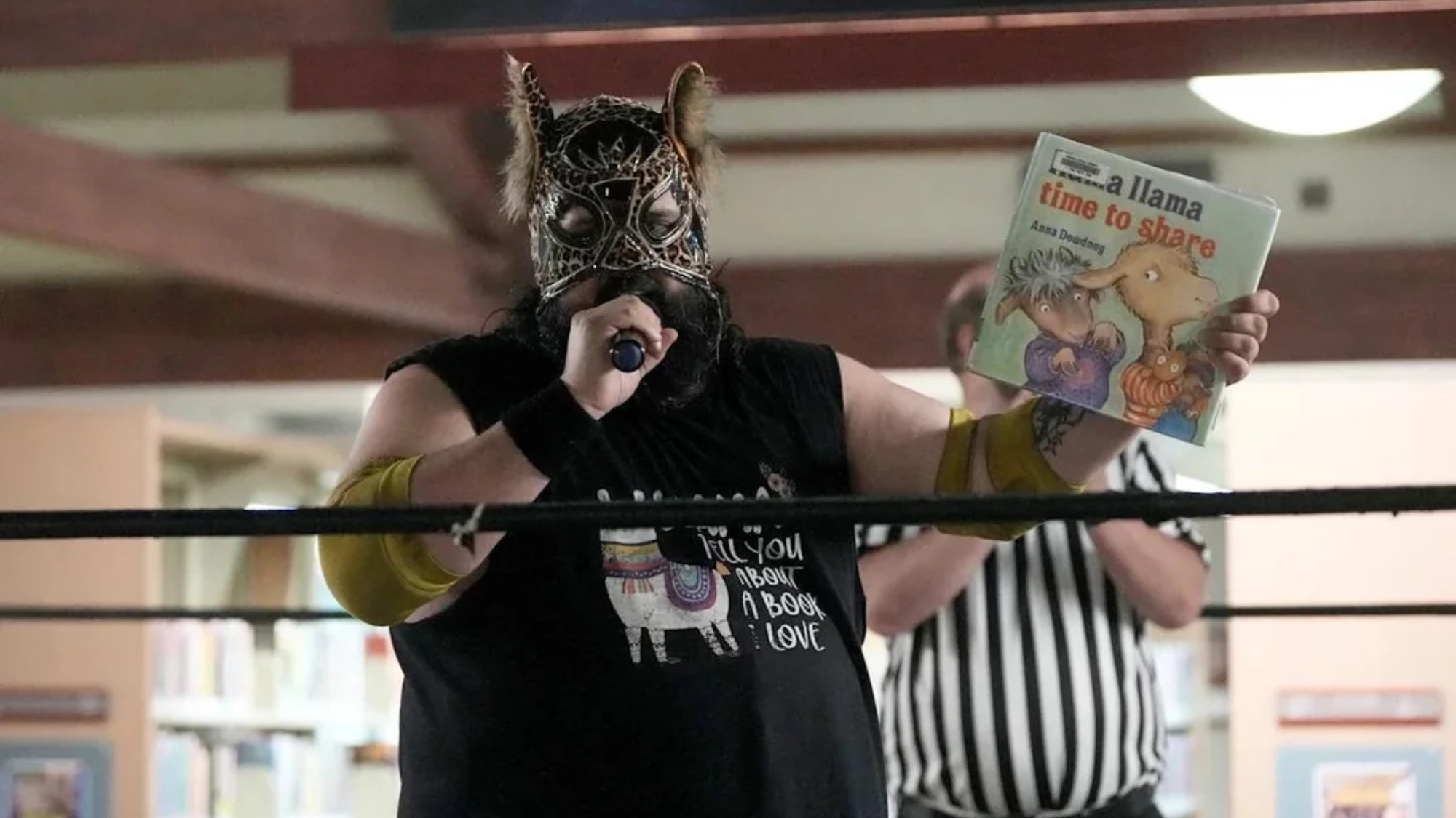 Pro Wrestlers Are Fighting in Libraries Now, and It’s Actually for a Good Cause