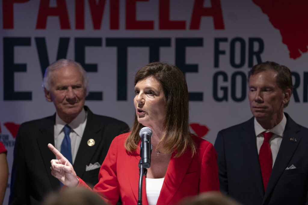 Trump mulls co-endorsement in South Carolina as governor’s race proves tight