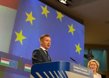 Hungary lifts block on Ukraine’s E.U. bid, but long timeline could put Kyiv at risk