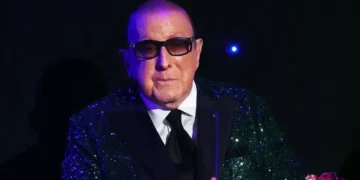This Grammy Winner Says ‘Every Artist Has Horror Stories’ Dealing With the Late Clive Davis and Other Music Execs