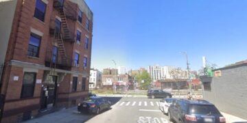 Two teens stabbed during NYC robbery attempt
