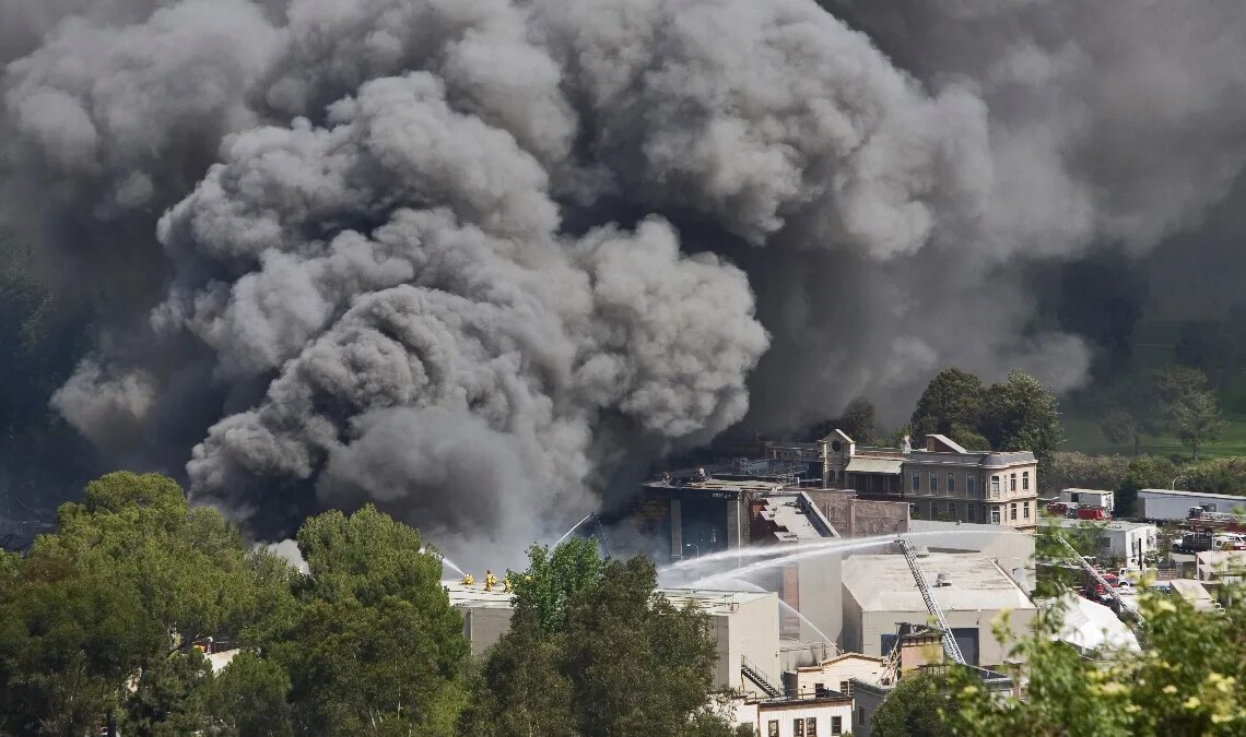 18 Years Ago, a Massive Studio Fire Sparked Scandal As Lies Spread About the Damage to Historic Music Archive