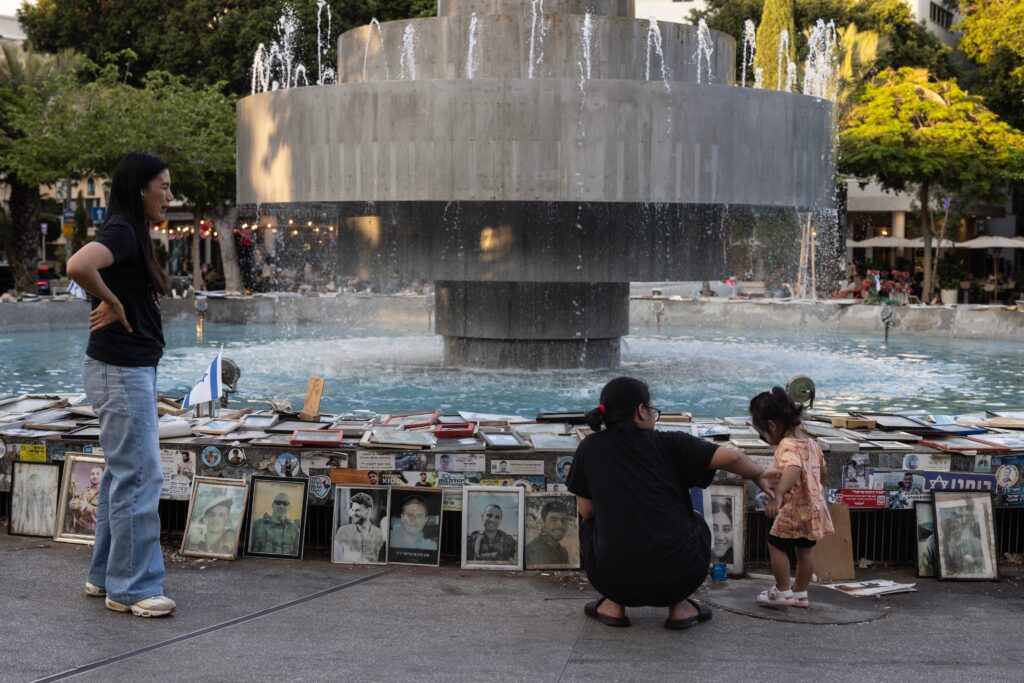 Amid years of war, these Israelis are still pushing for peace