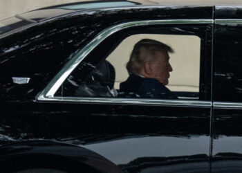 Trump sees 22 medical specialists, appearing to set new bar for presidents