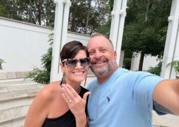 They broke each other’s hearts as teens. Now, 30 years later, they married.