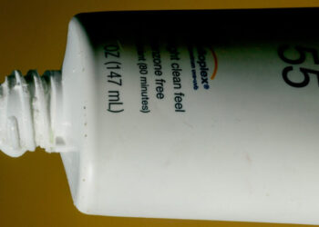 F.D.A. Clears Sunscreen Ingredient Long Used in Europe and Asia