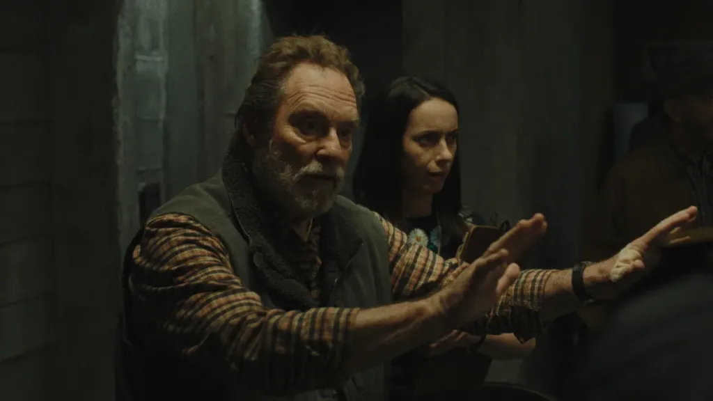 Stephen Root and Kate O'Flynn in 