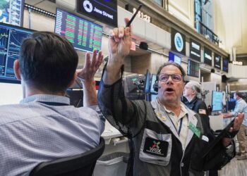 Nasdaq closes down more than 2% as global tech sell-off deepens
