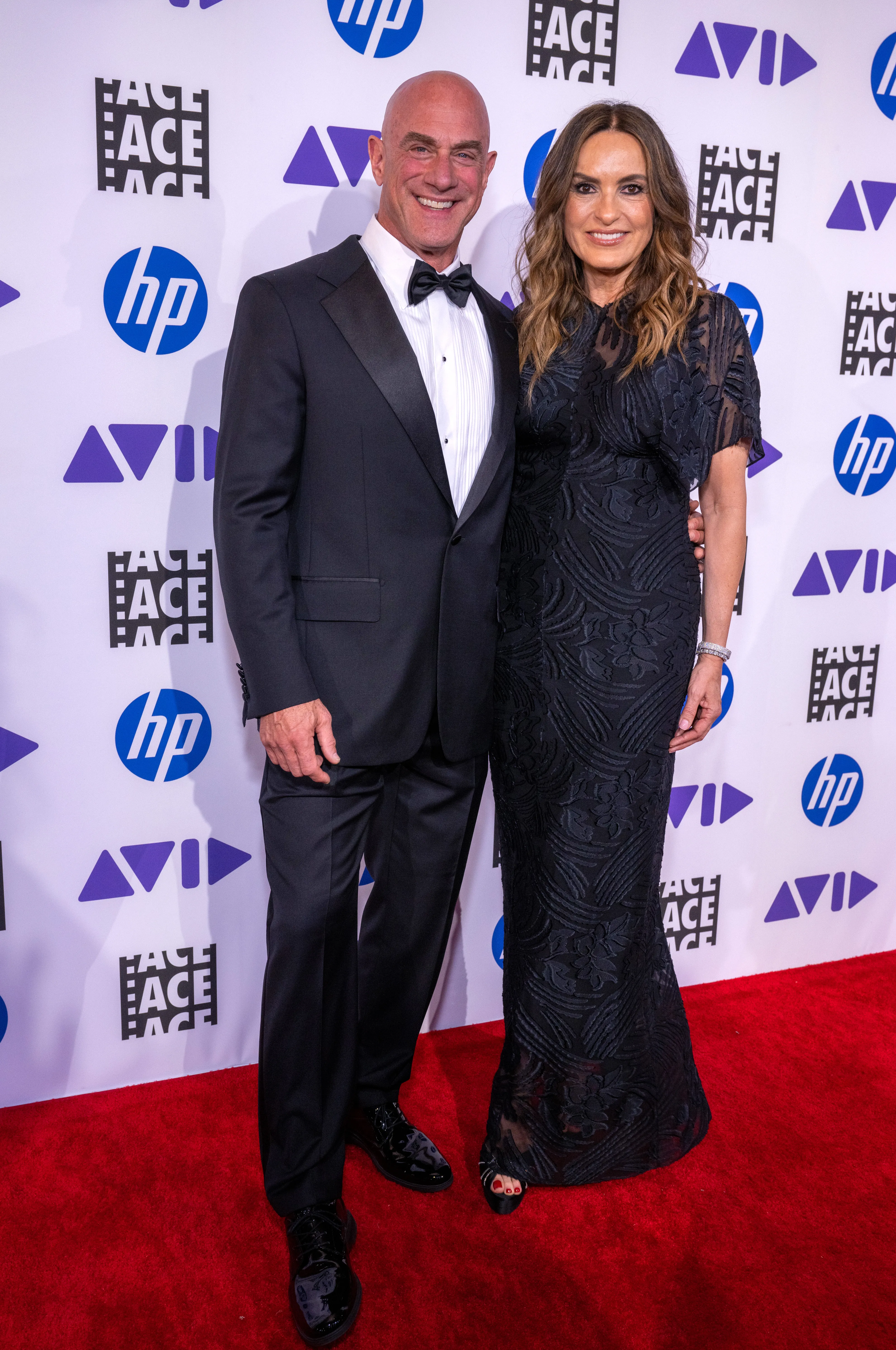 Actors Christopher Meloni and Mariska Hargitay on the red carpet at the 76th Annual ACE Eddie Awards.