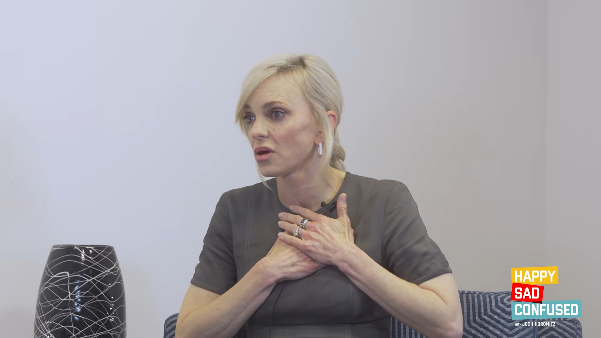 Anna Faris speaking on the 