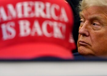 Dems are trying everything in battlegrounds. Republicans are sticking with Trump.